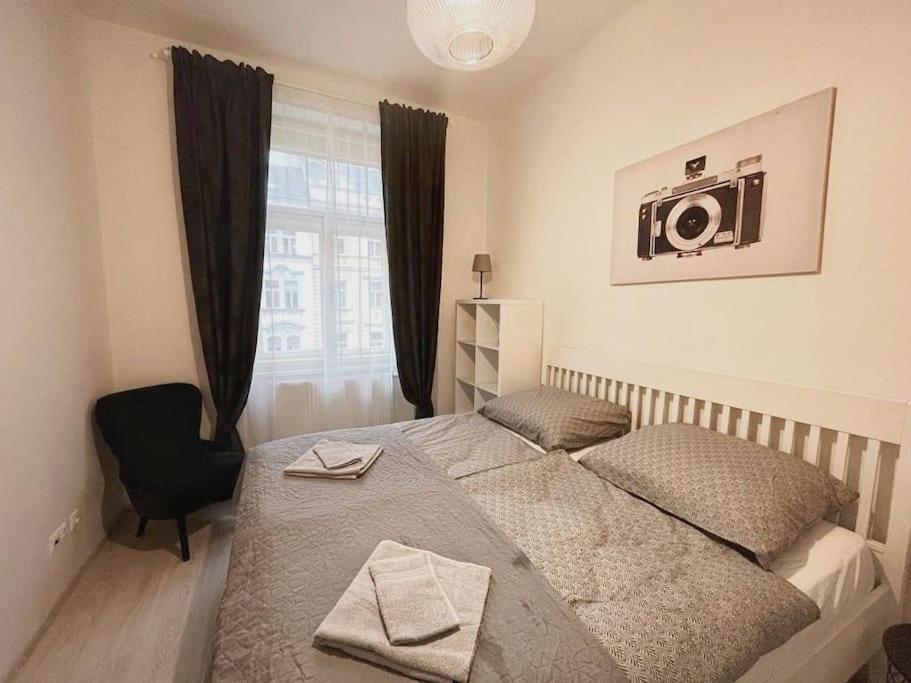 Leger Residence Apartment براغ المظهر الخارجي الصورة